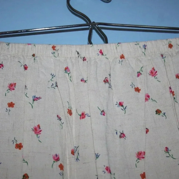 Wild Fable Floral Print Lined Skirt Sized Large - Picture 16 of 16